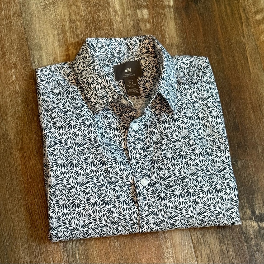 Long Sleeve Slim Fit Dress Shirt-NWOT